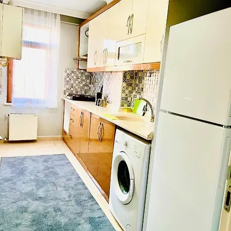 Apartmán Mecidiyekoy De 2+1 Luks Daire *